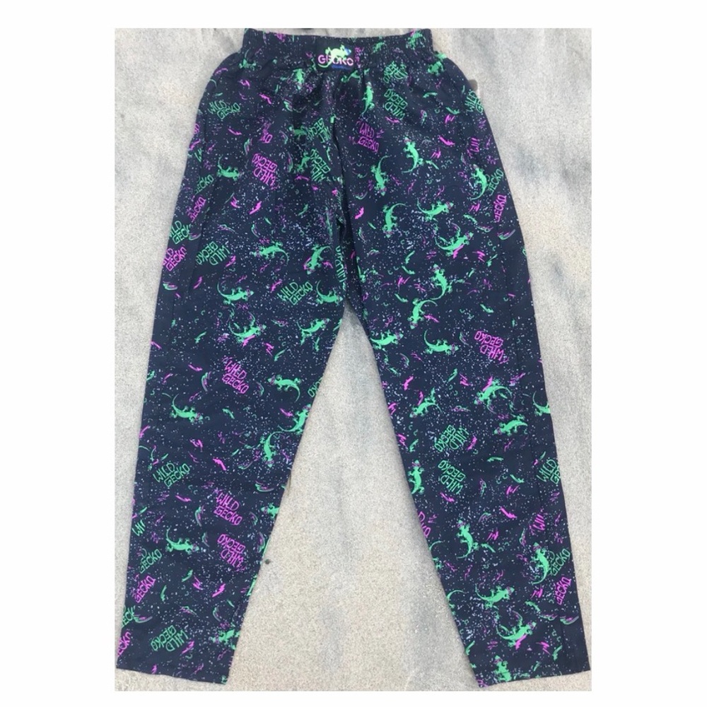Men's Gecko Hawaii Black Joggers with Green+Purple Print